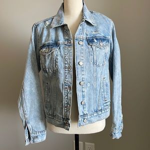 Old Navy Distressed Denim Jacket Size S